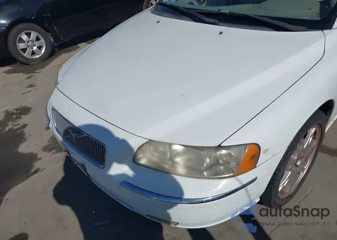 2005 Volvo V70 2.5T z USA, uszkodzony, nr VIN YV1SW592652505684